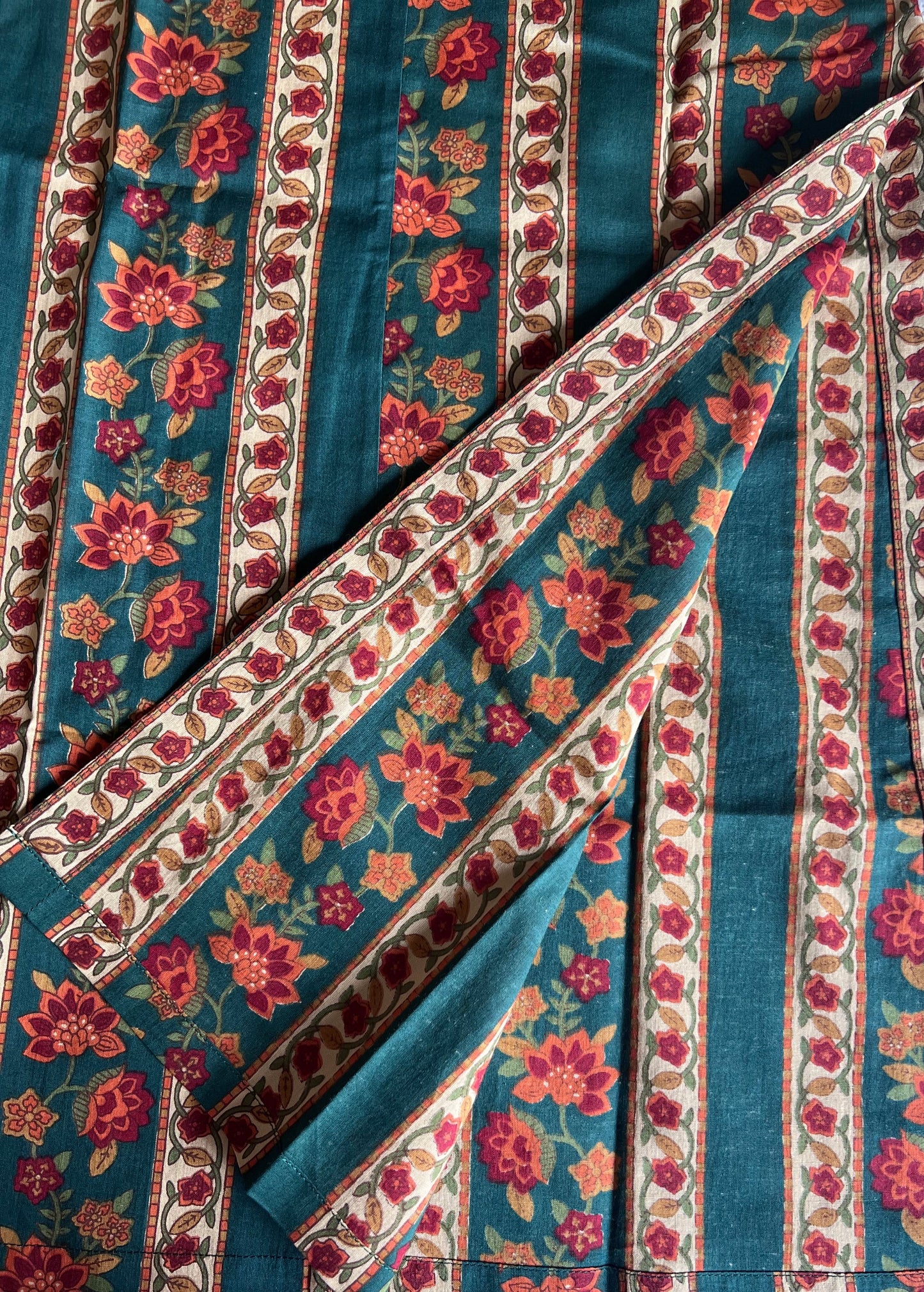 Easy day kaftan in a traditional striped print