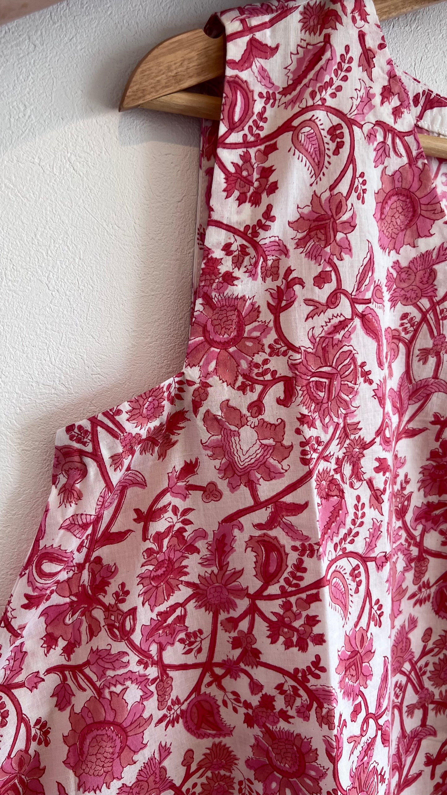 Swing relaxed handblock print cotton dress in pink