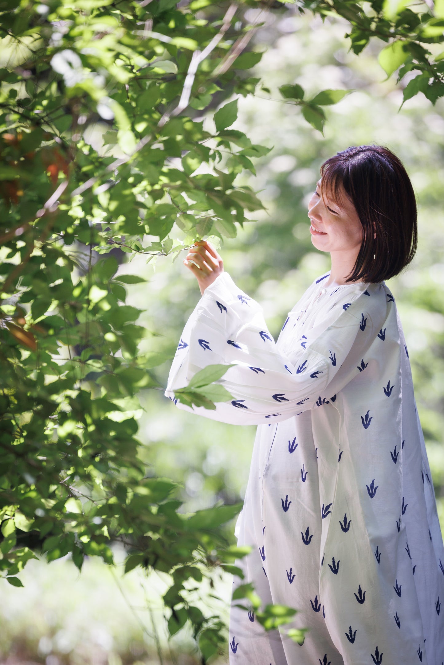 oversized fit handblock print long dress with volume sleeves 