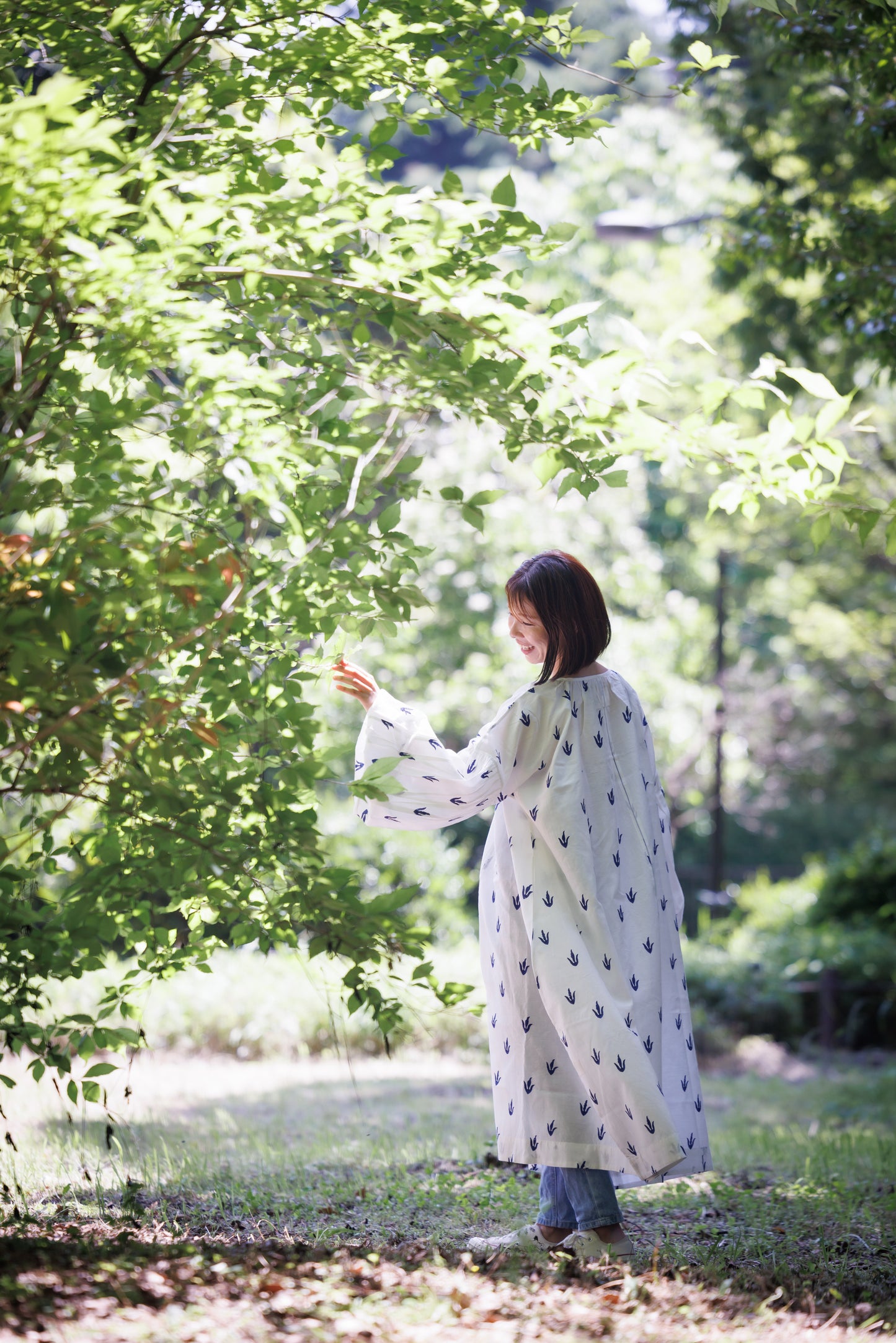 oversized fit handblock print long dress with volume sleeves 