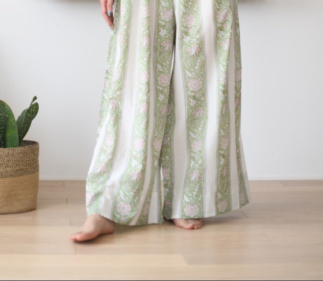Weekend flare bottoms green