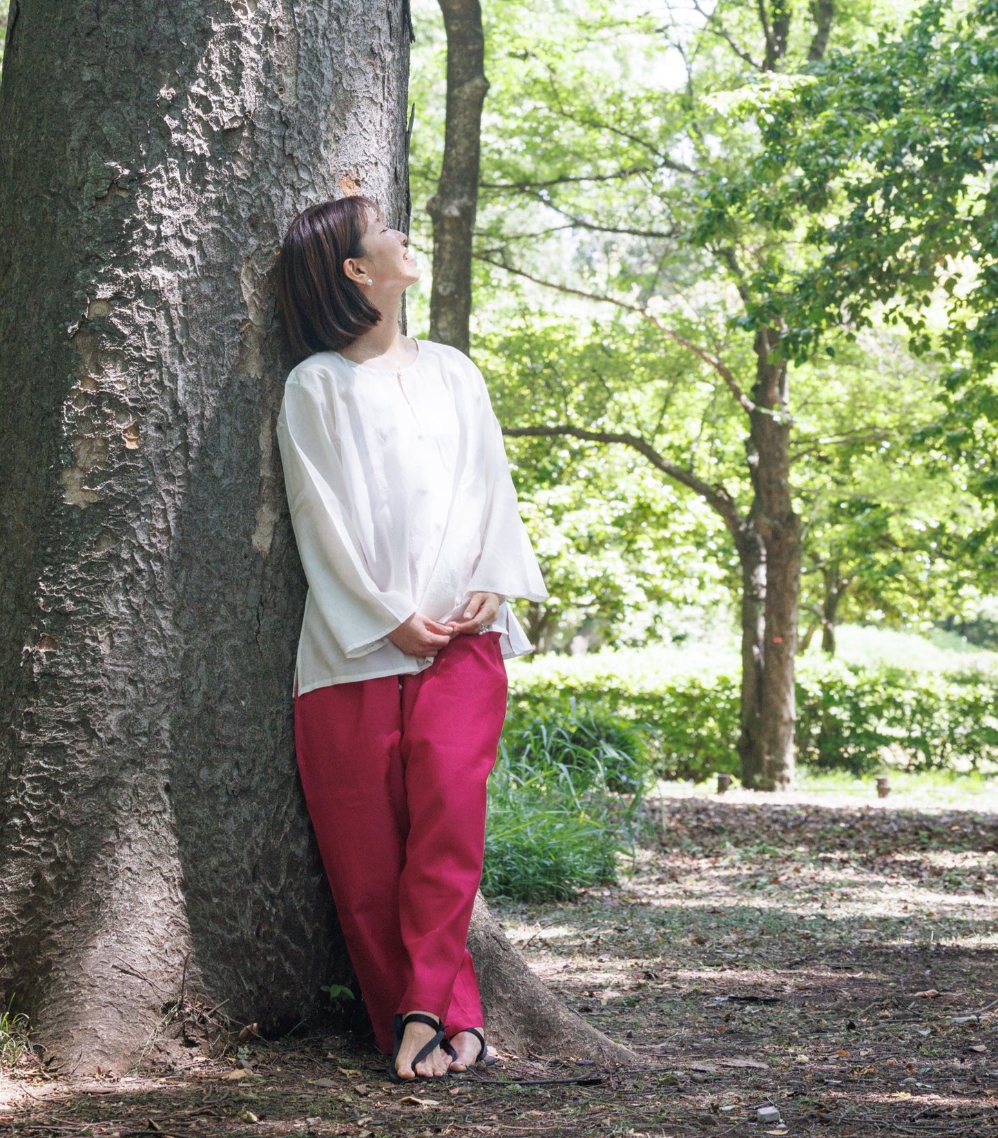 Mira ivory kurta top with blue contrast details